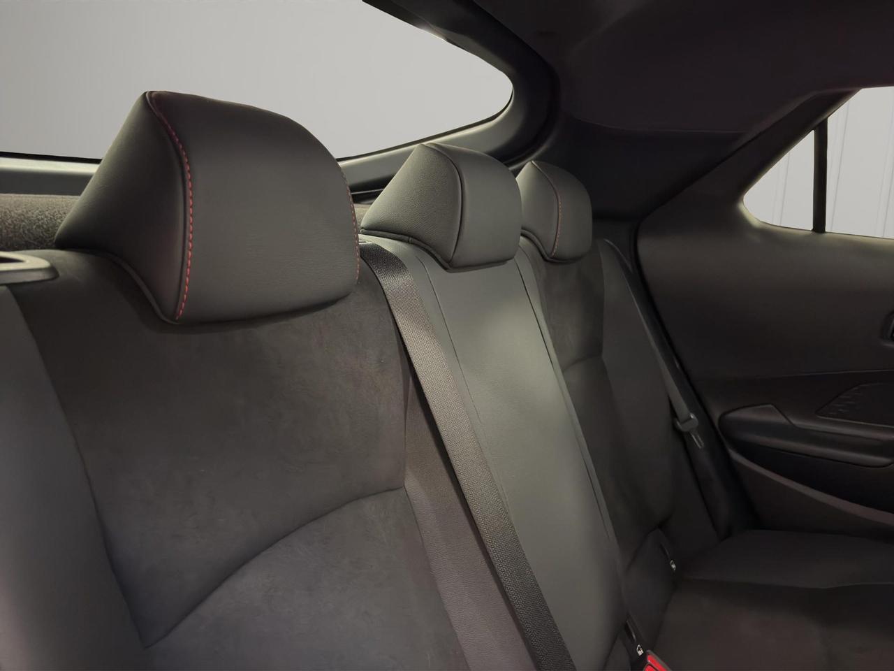 Toyota C-HR 2.0 phev GR Sport fwd e-cvt