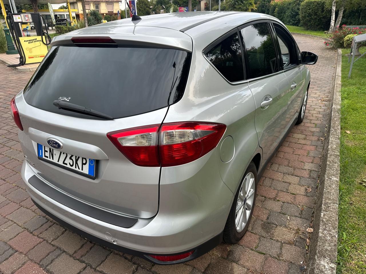 Ford C-Max 1.6 benz/GPL 2012 neopatentati