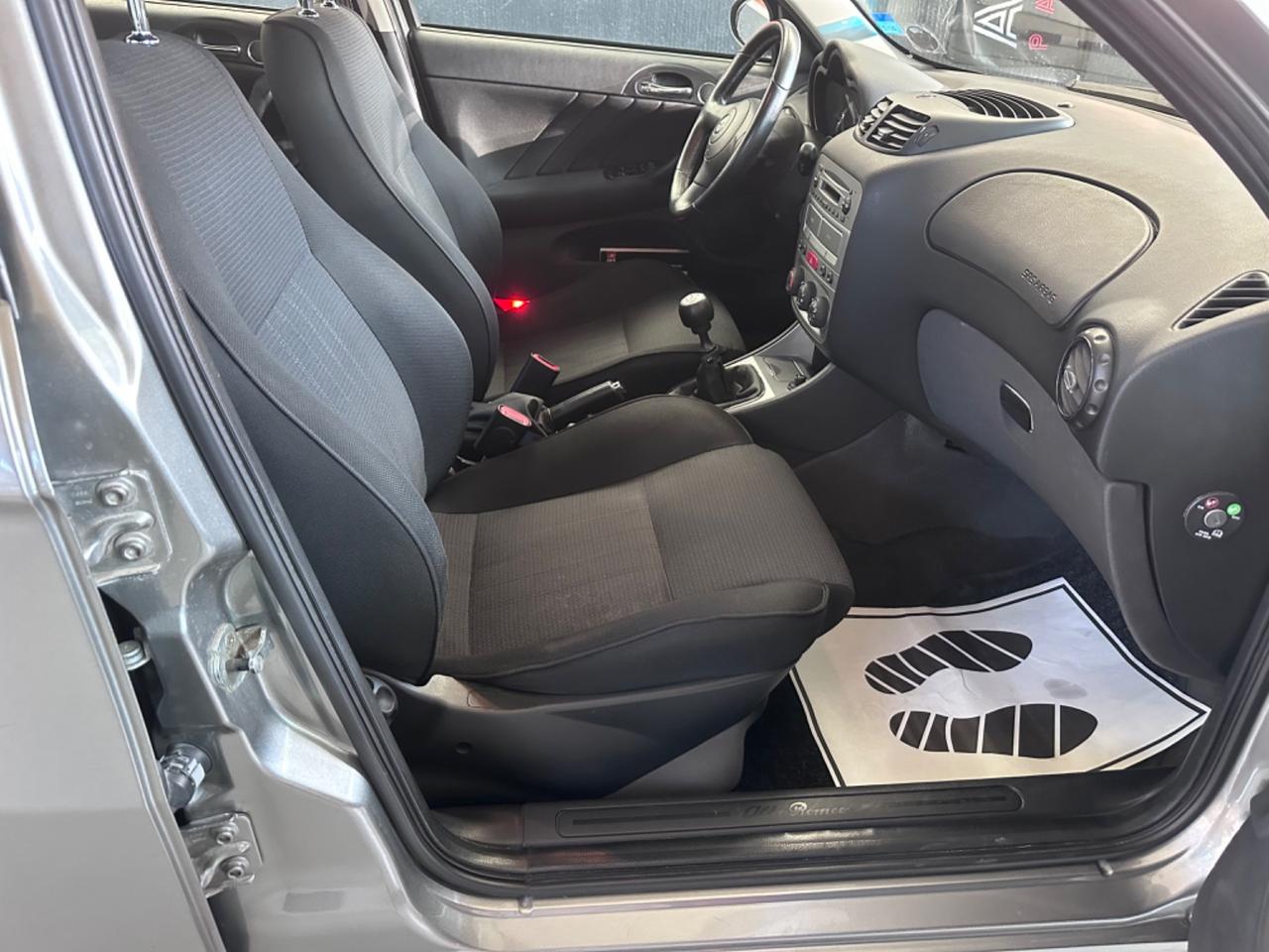 Alfa Romeo 147 1.9 JTD (120) 5 porte Progression