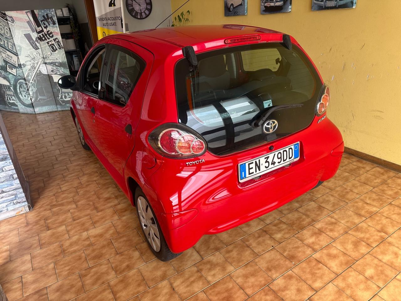 Toyota Aygo 1.0benz. 5porte 119.000km