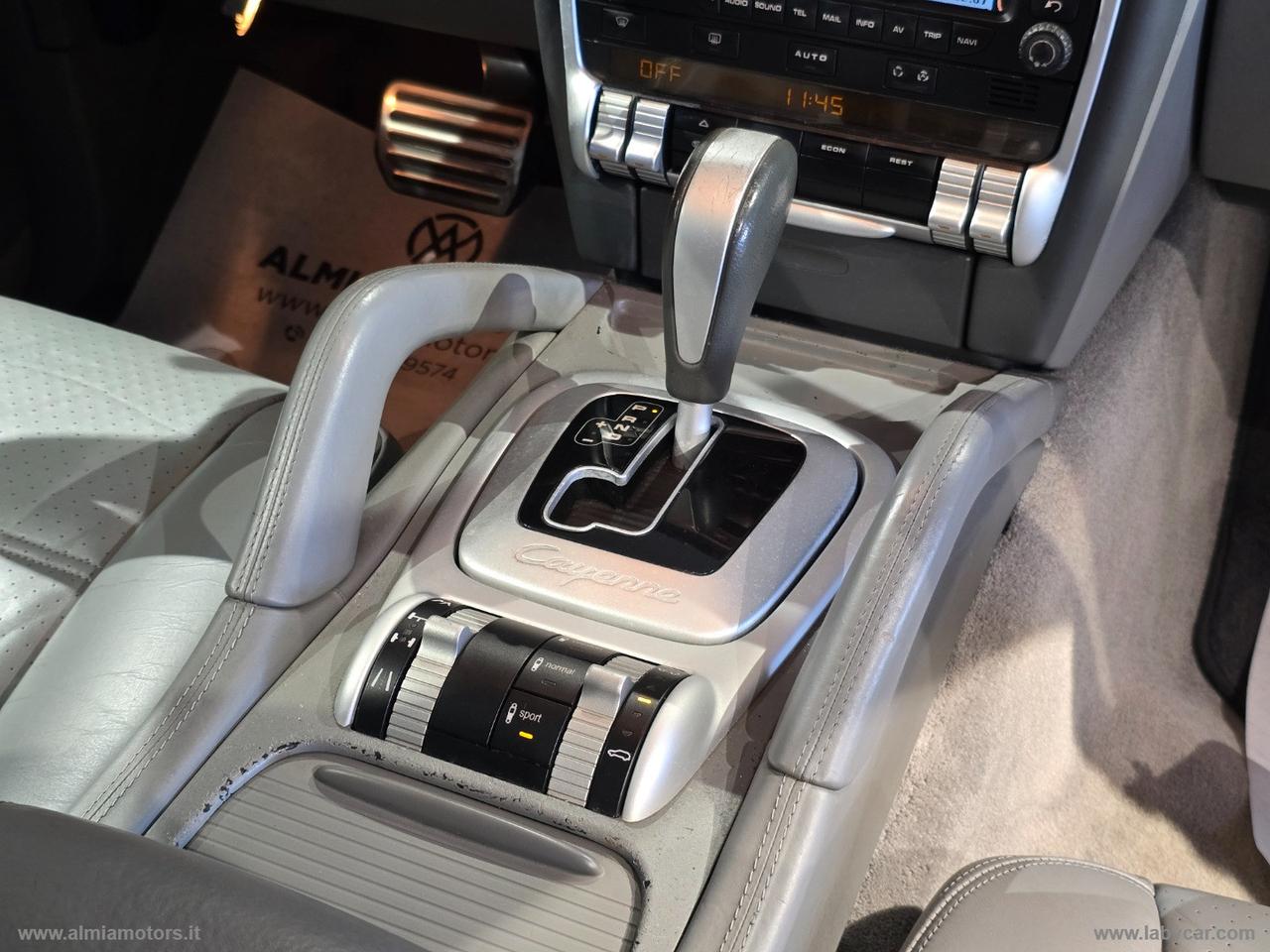 PORSCHE Cayenne S