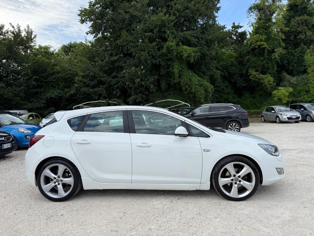 Opel Astra 1.7 CDTI 110CV UNICO SPORT OPC