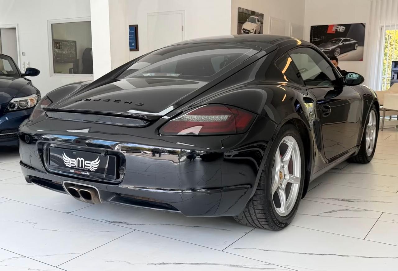 Porsche Cayman S 19 pollici. Fotocamera. Auto. Xenon