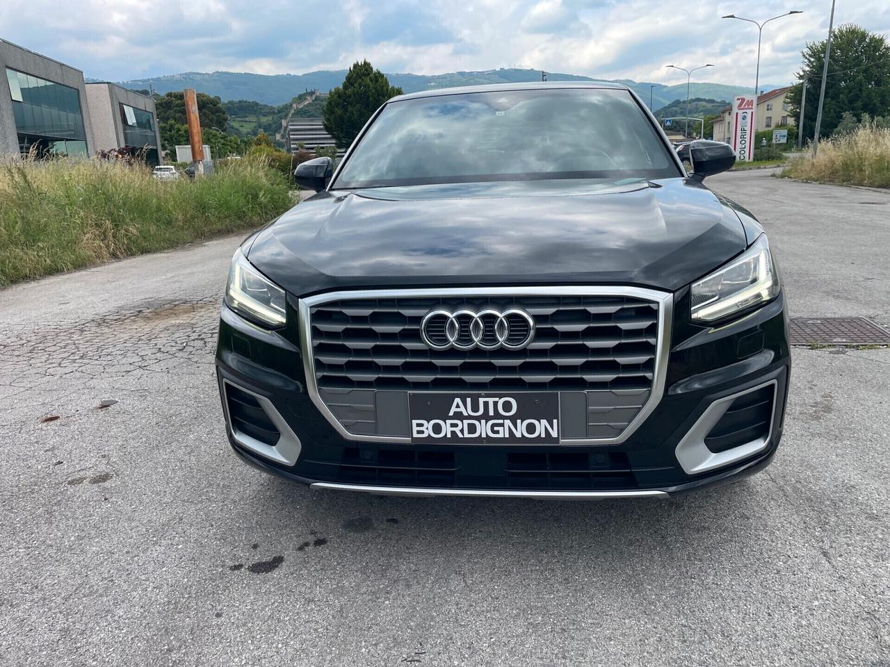 Audi Q2 35 TFSI Admired CAMBIO AUTOMATICO