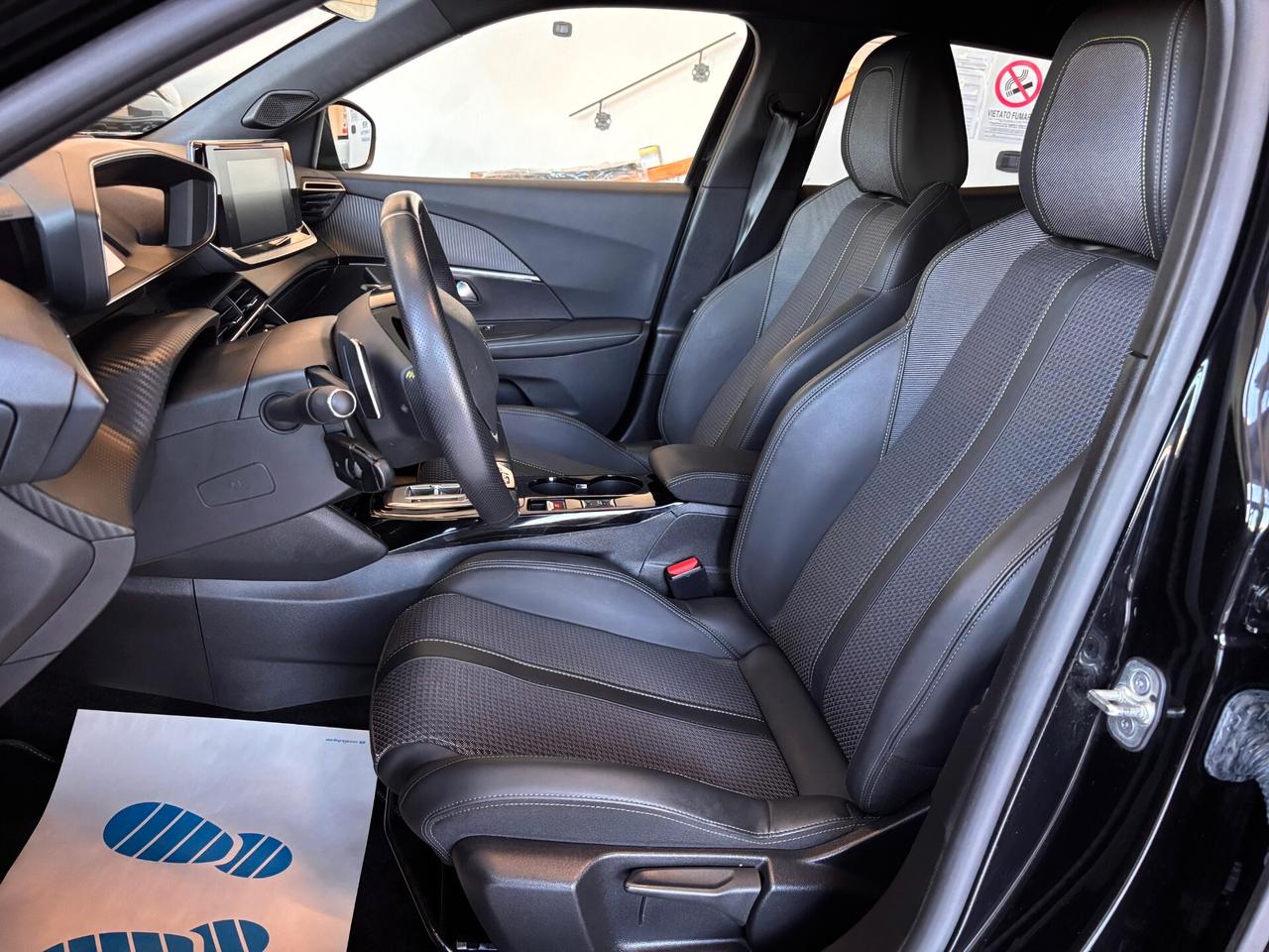 Peugeot 2008 1.5 BlueHDi 130 S&S EAT8 GT