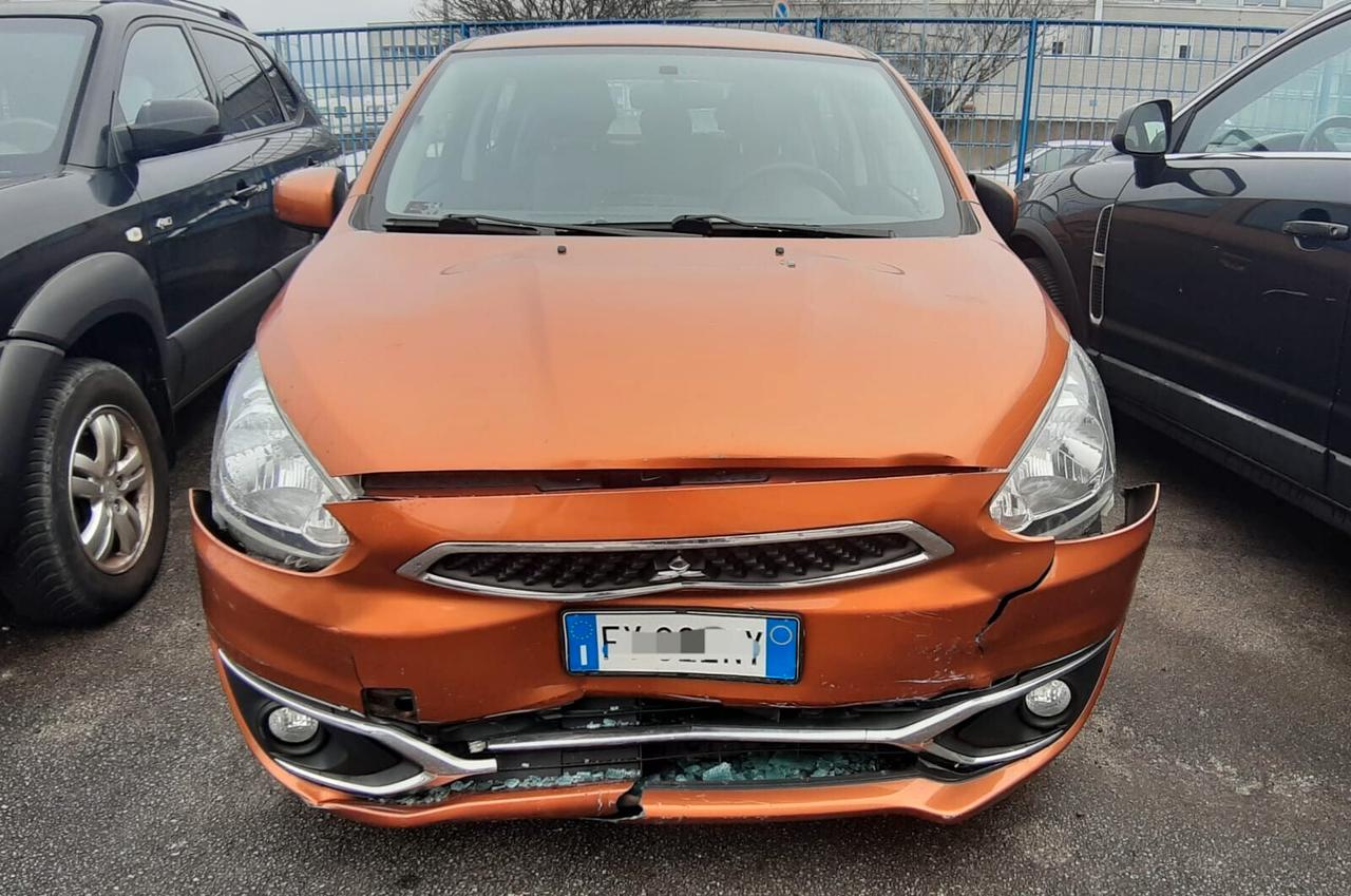 Mitsubishi Space Star 1.0 Invite INCIDENTATA