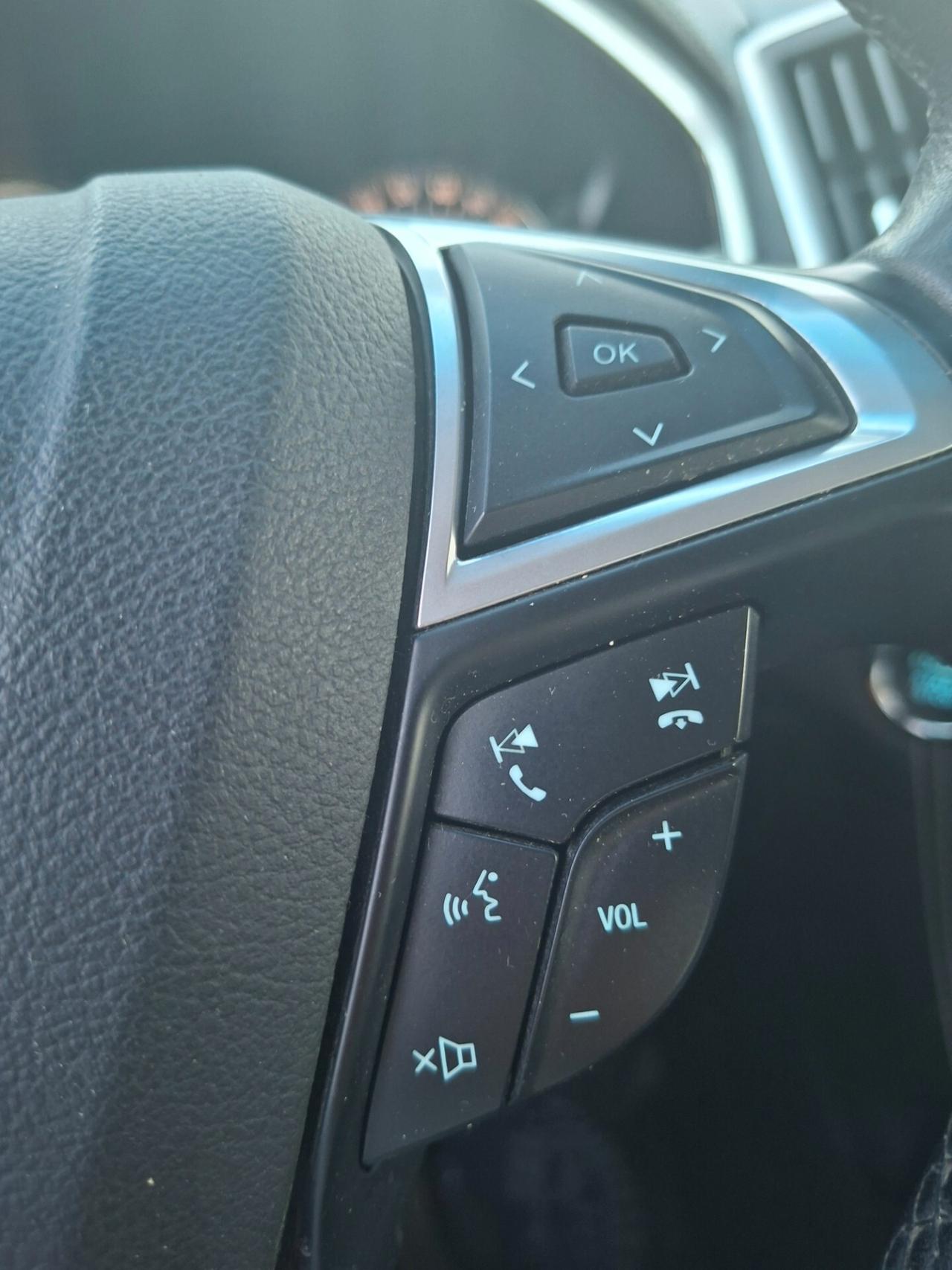 FORD EDGE 2.0 TDCI 4WD 210cv VIGNALE *XENON-PELLE*