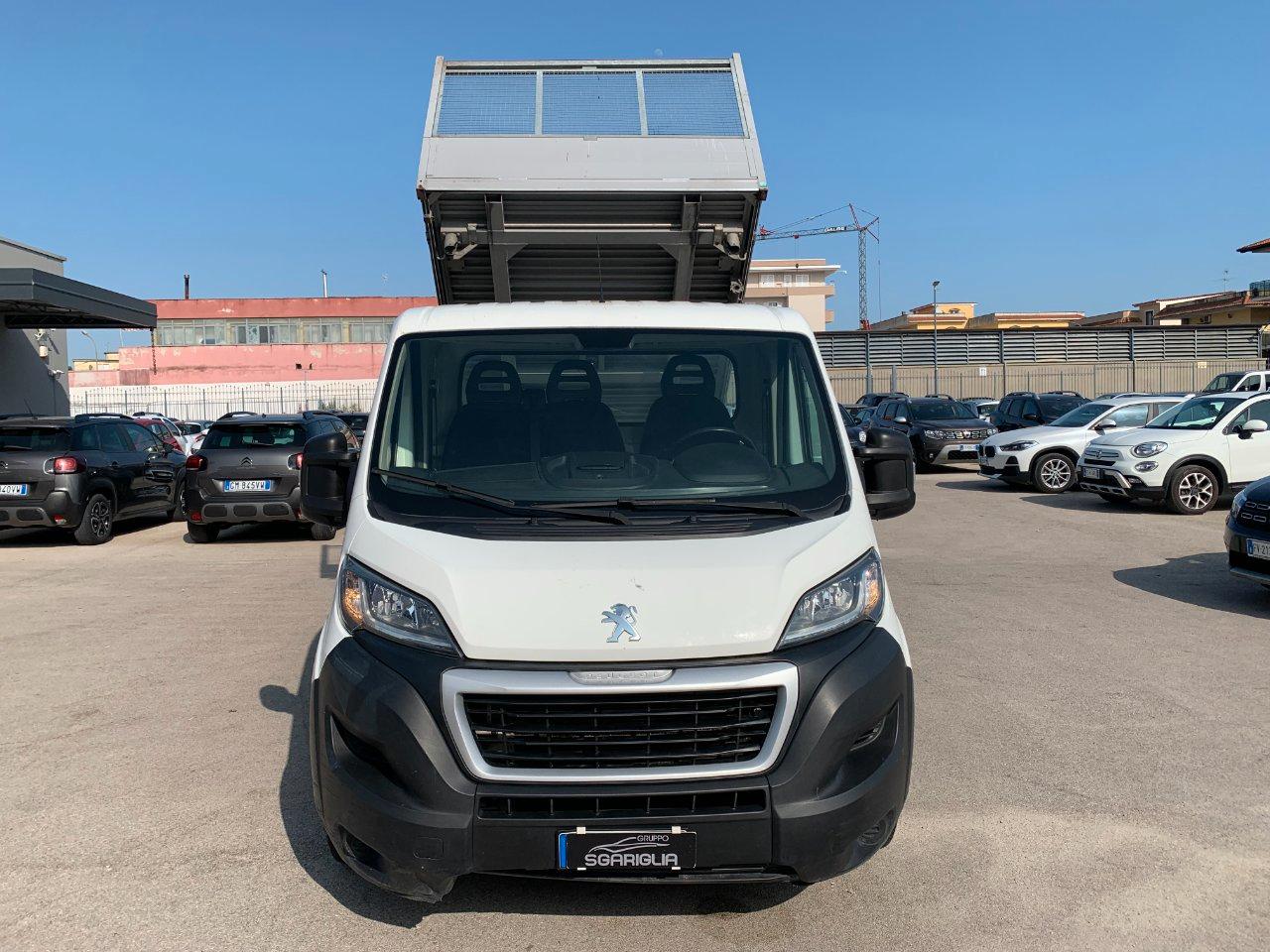 PEUGEOT Boxer Ribaltabile Trilaterale Cassone Fisso