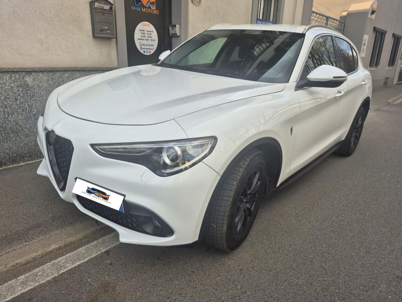 Alfa Romeo Stelvio 2.2 Turbodiesel 180 CV AT8 RWD Business