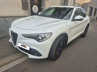 Alfa Romeo Stelvio 2.2 Turbodiesel 180 CV AT8 RWD Business