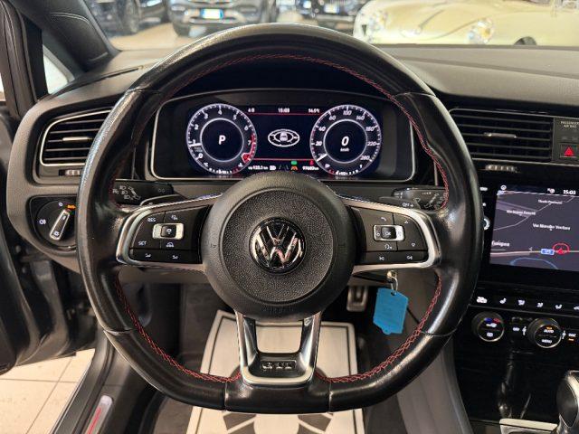 VOLKSWAGEN Golf GTI Performance DSG