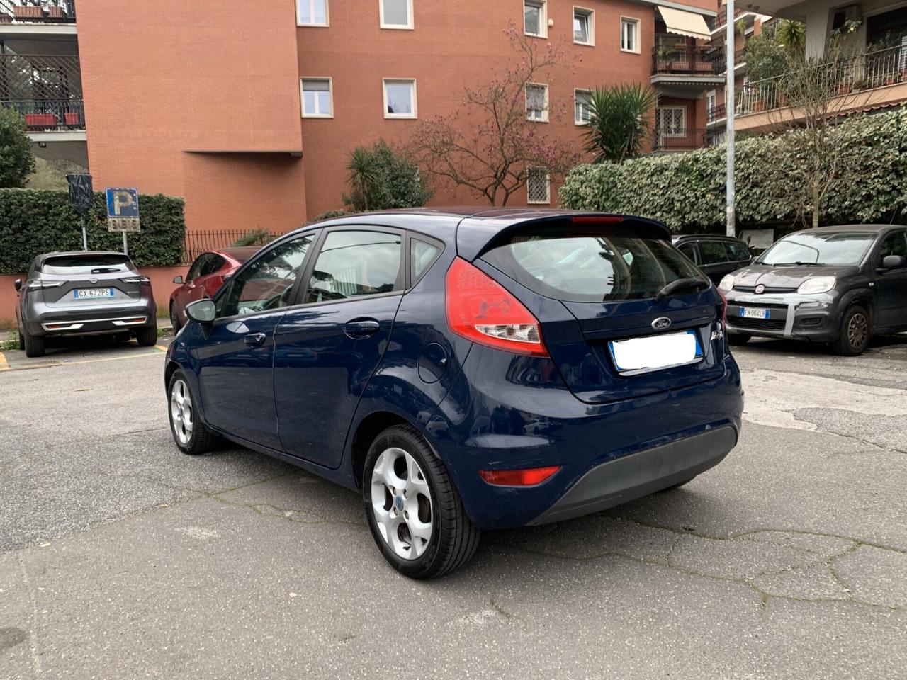 Ford Fiesta 1.4 5P TITANIUM BENZINA-GPL KM93700