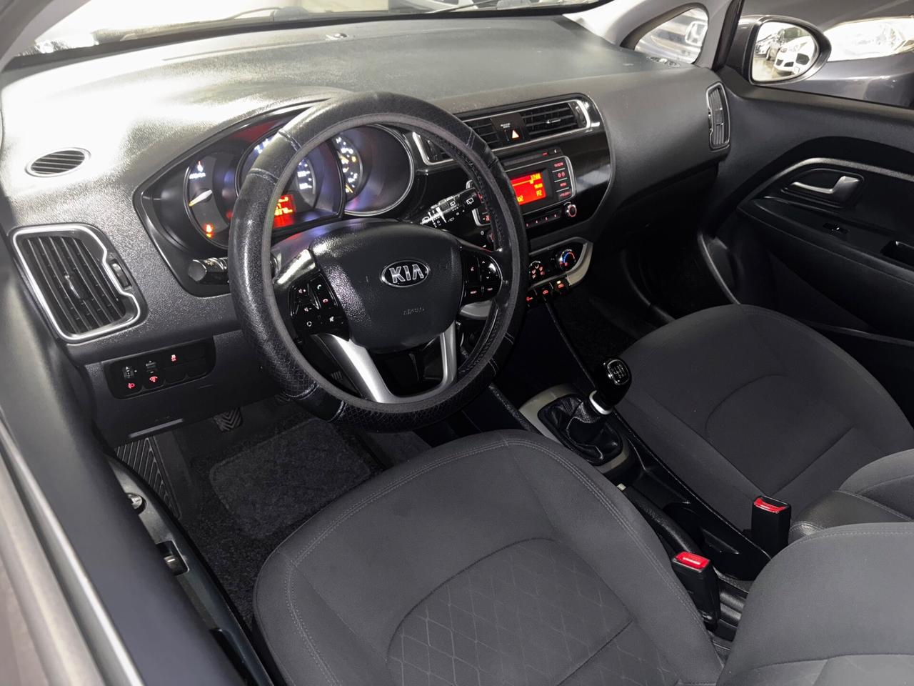 Kia Rio 1.1 CRDi High Tech OK NEOPATENTATI