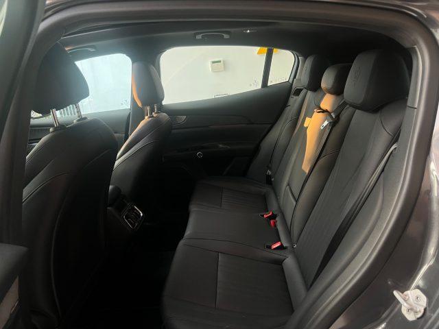 MASERATI Grecale MHEV 300 CV AWD GT tetto panoramico da?549,00