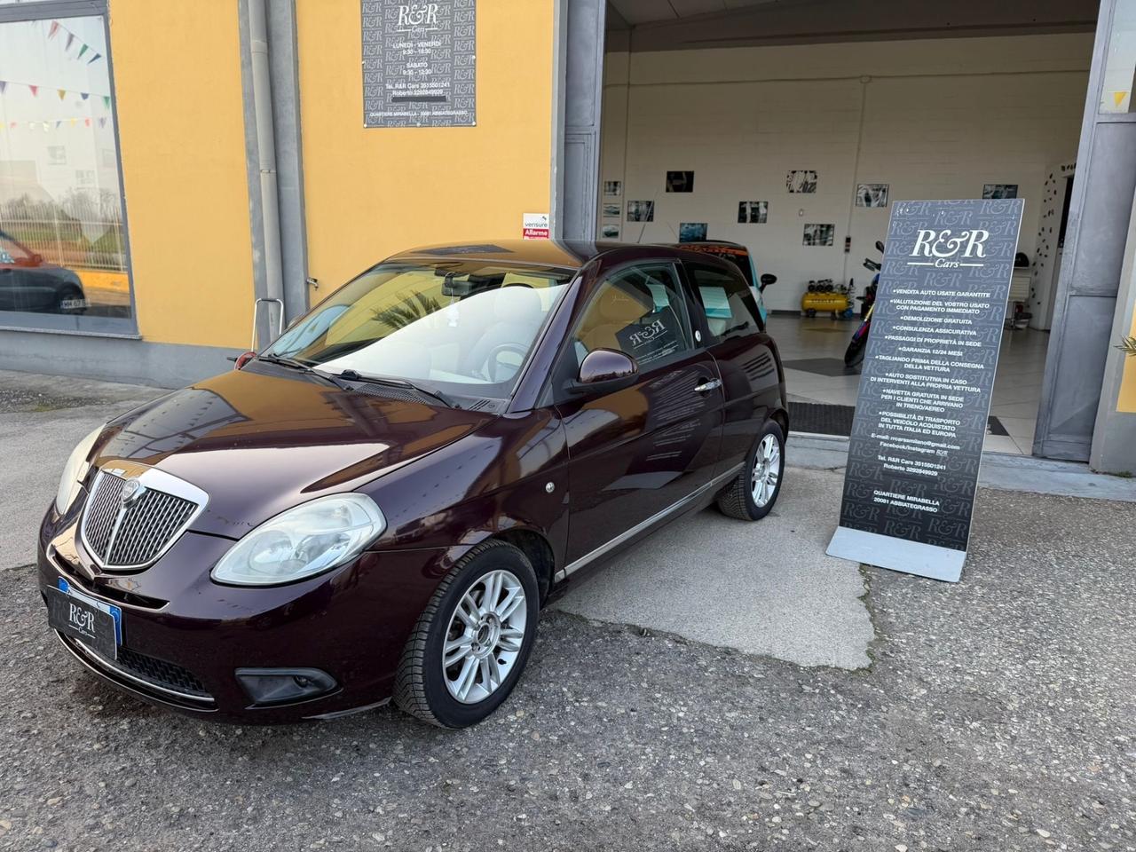 Lancia Ypsilon 1.4 Platino Ecochic GPL