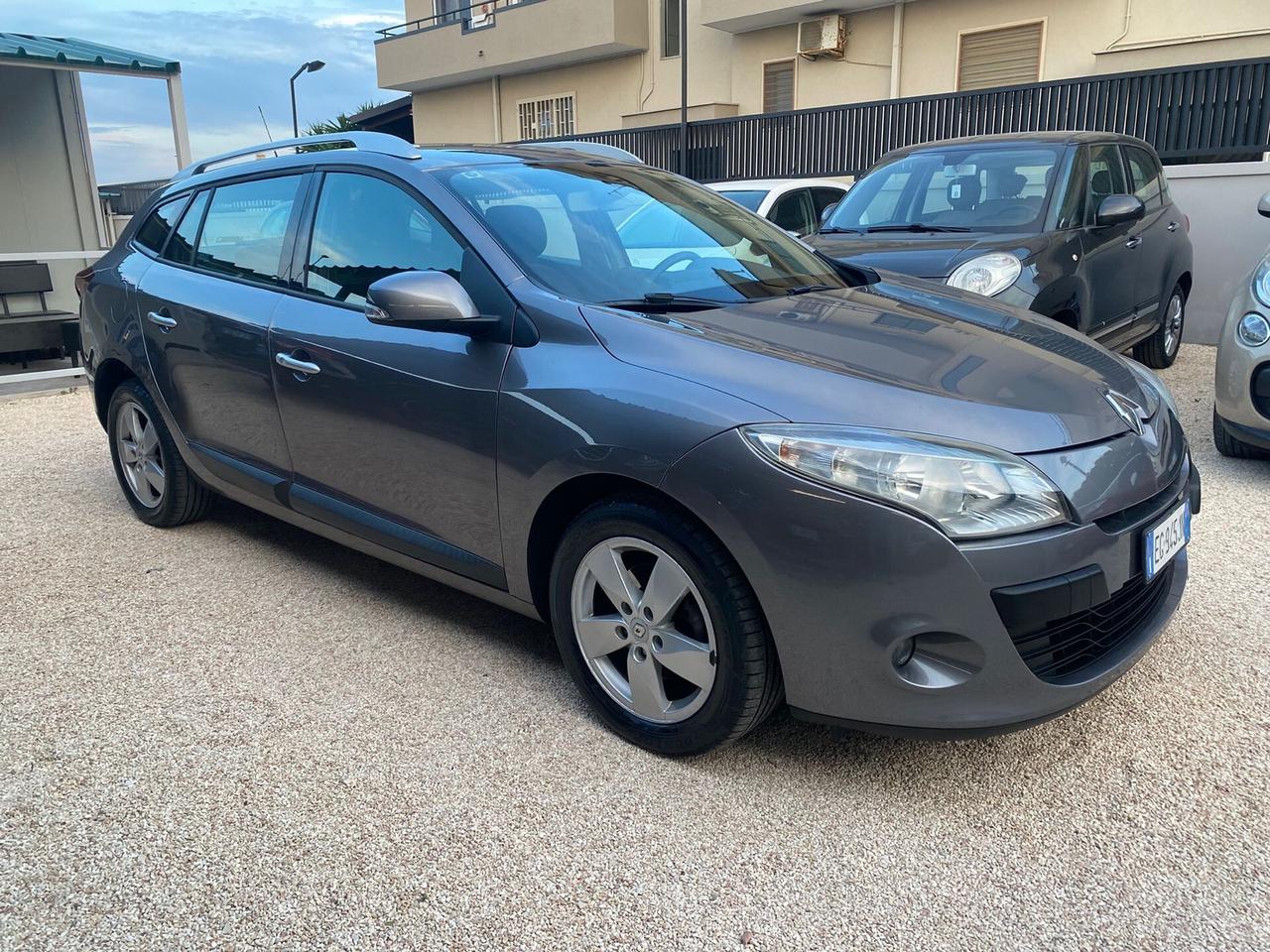 Renault Megane Mégane 1.5 dCi 110CV SporTour Attractive