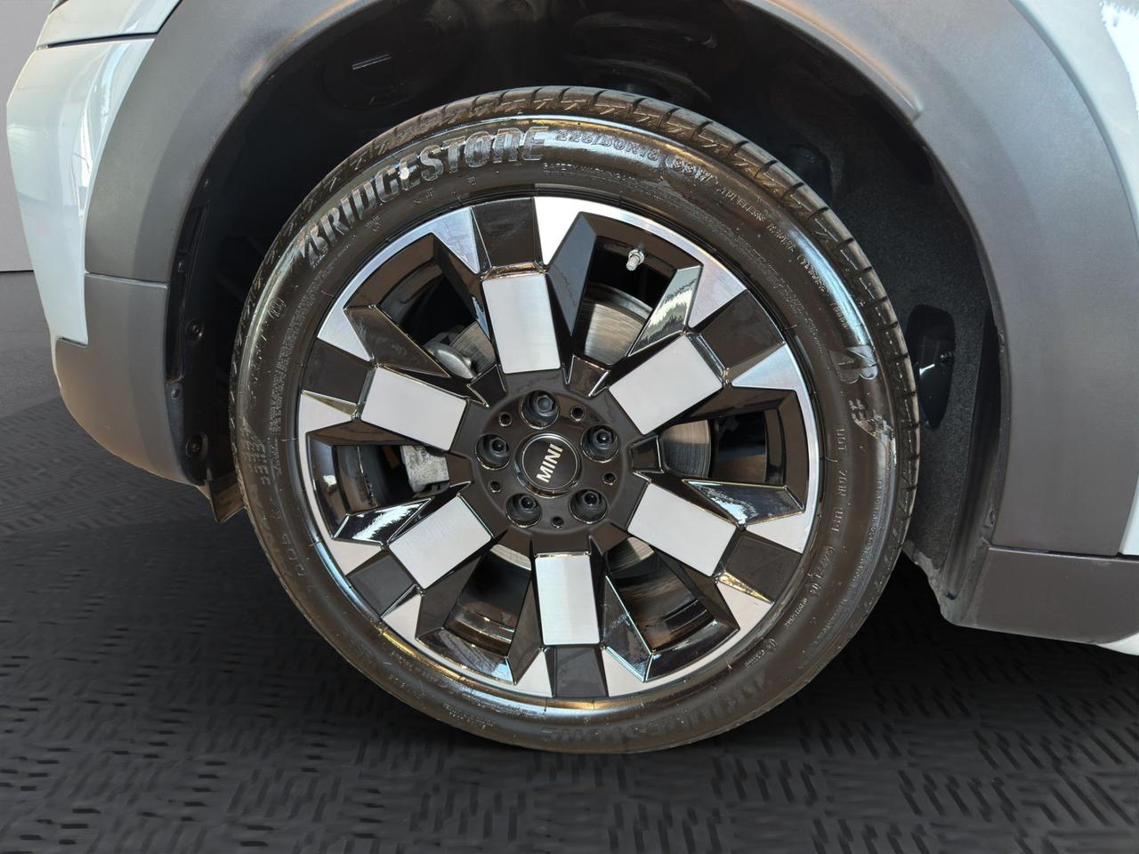 Mini Mini Countryman 1.5 Cooper Untamed auto