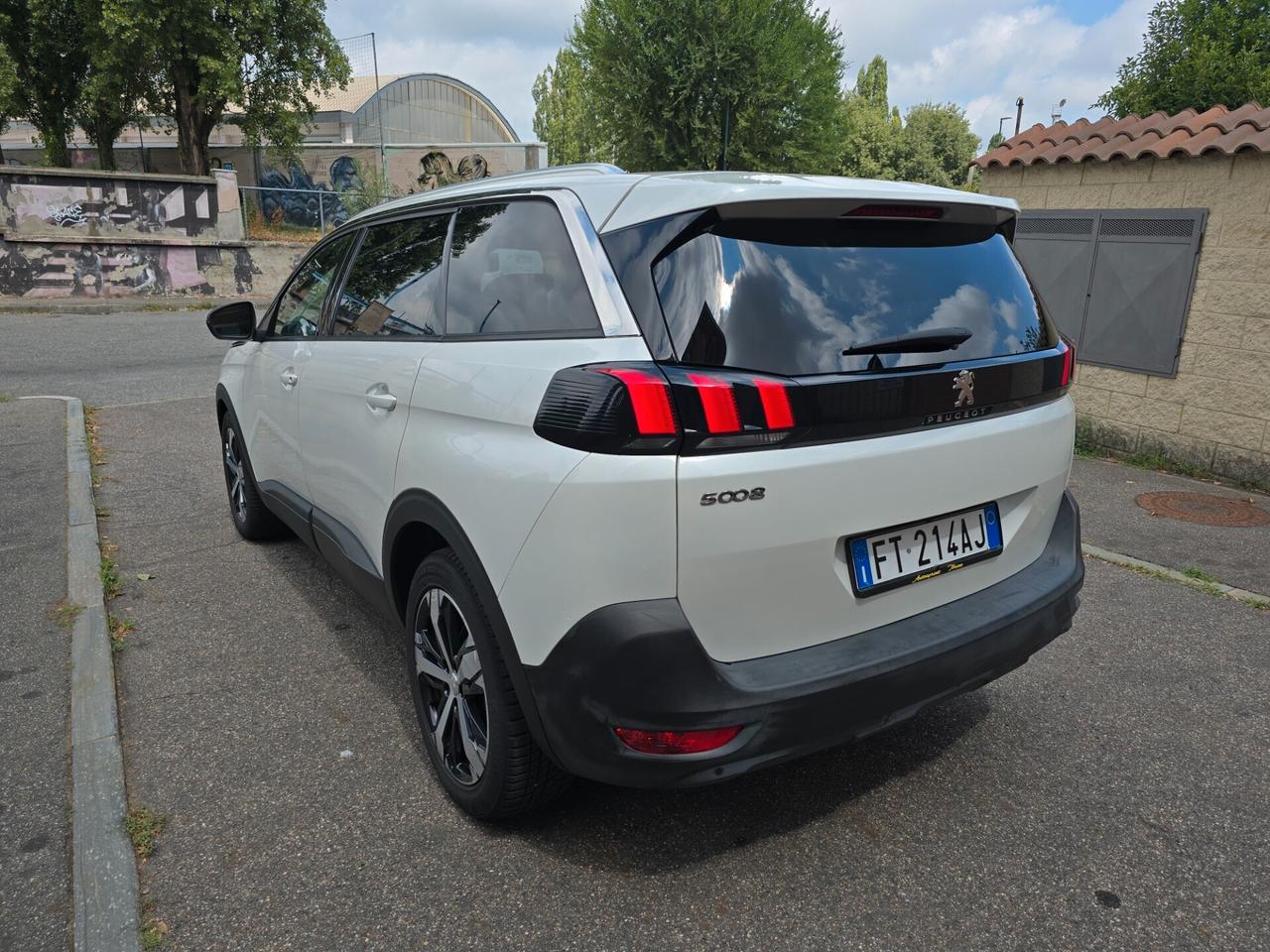 PEUGEOT 5008 1.5(130cv) BlueHdi Business (7posti)