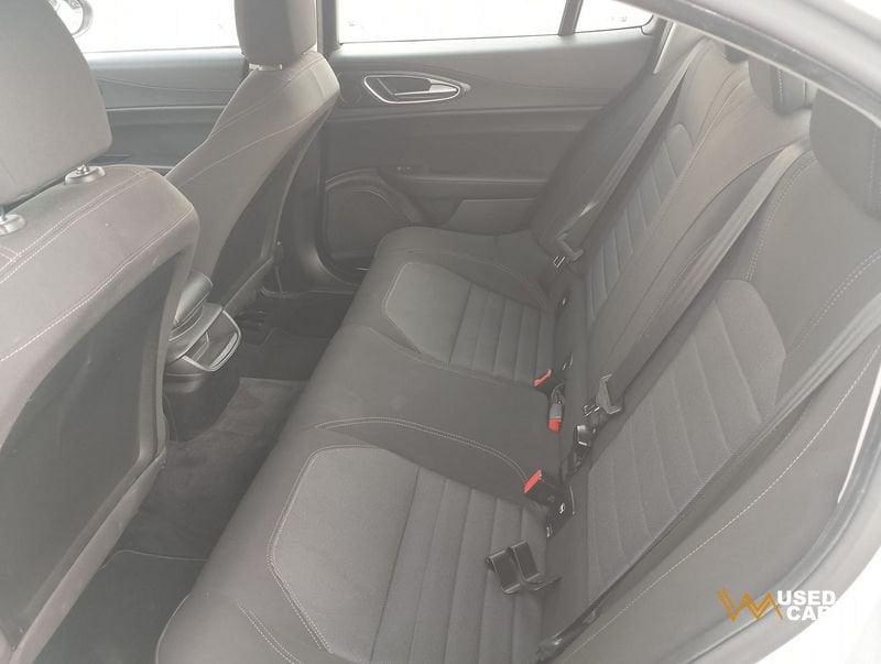Alfa Romeo Giulia 2.2 Turbo AT8 150CV Business