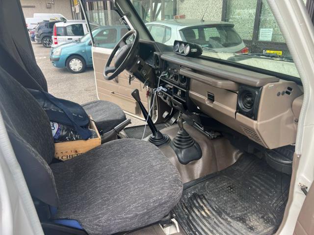 TOYOTA Land Cruiser HZJ78