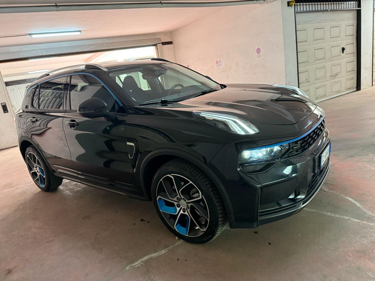 Lynk&co 01 PHEV
