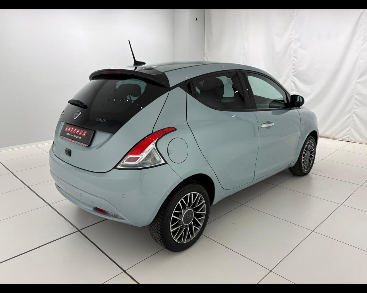 LANCIA Ypsilon 1.0 firefly hybrid Gold Plus s&s 70cv 5p.ti