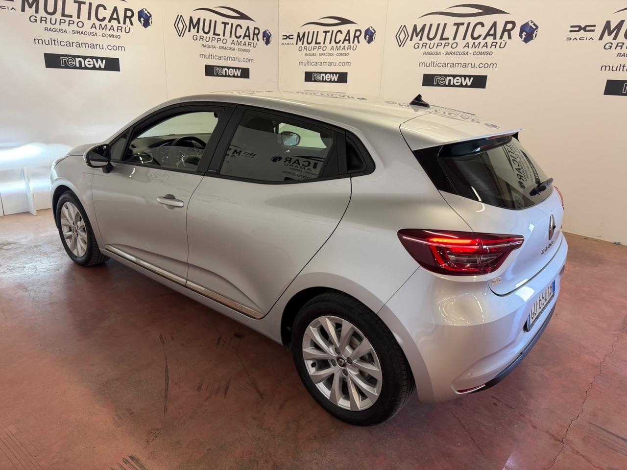 Renault Clio Full Hybrid E-Tech 140 CV Zen solo 14.000 km