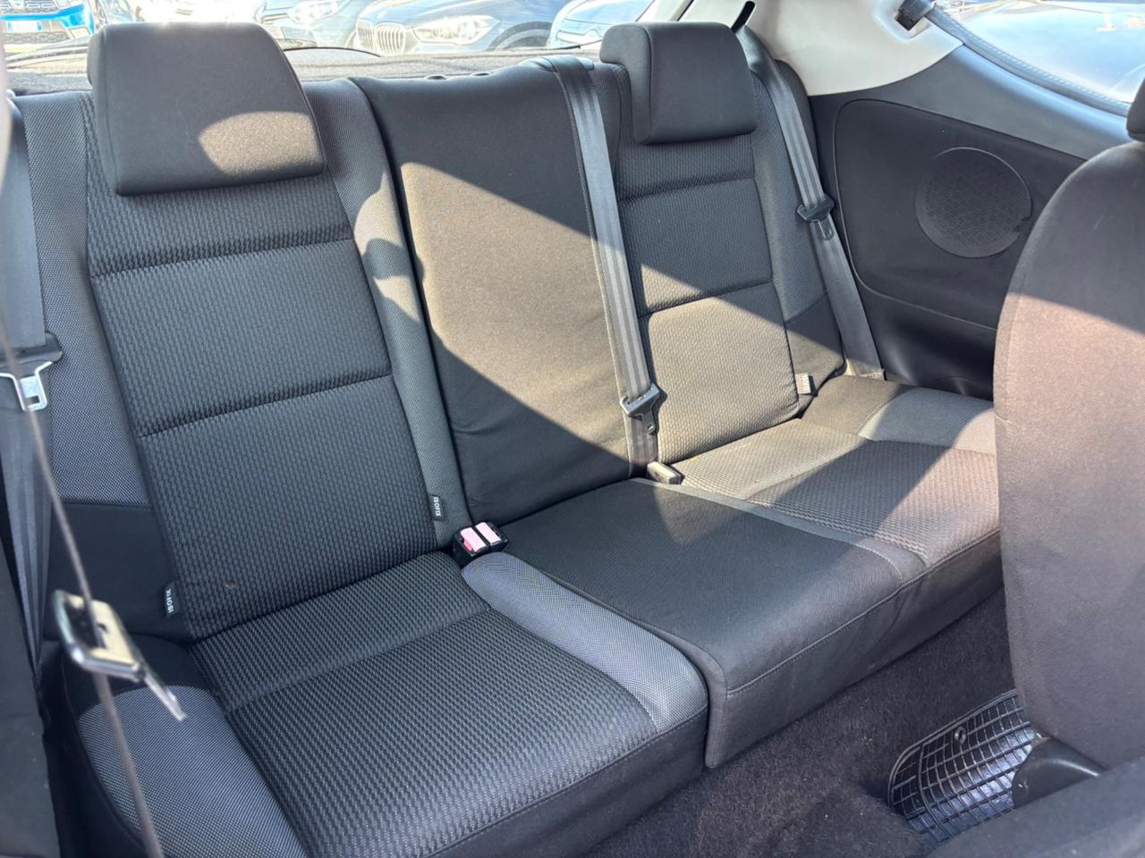 PEUGEOT 207 1.4HDI 70CV