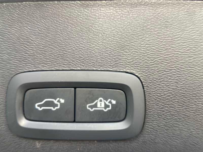 VOLVO XC40 1.5 t2 Core ManuaLe