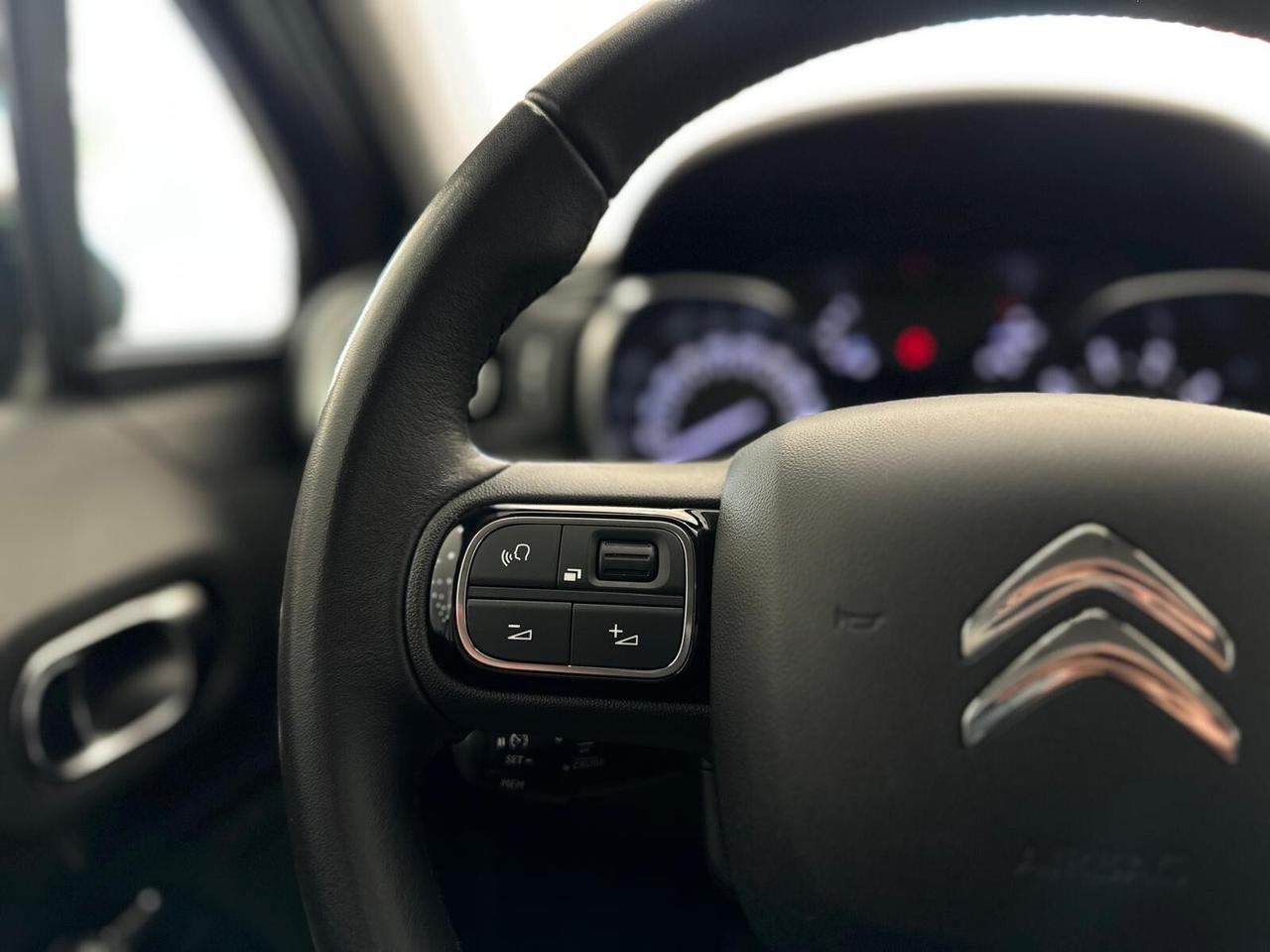 Citroen C3 PureTech 110 S&S Shine Navi+Retrocamera