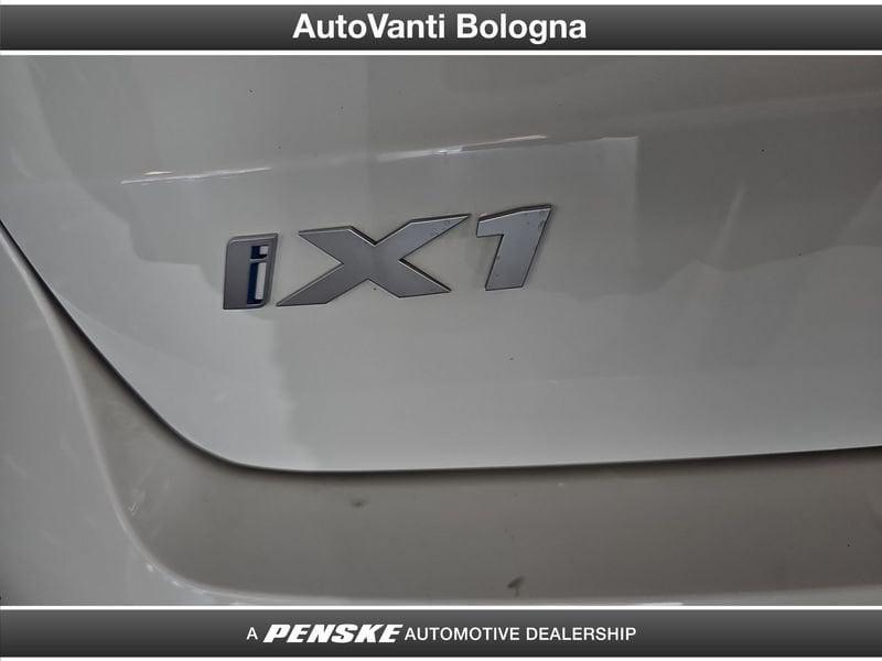 BMW iX1 eDrive 20 X-Line