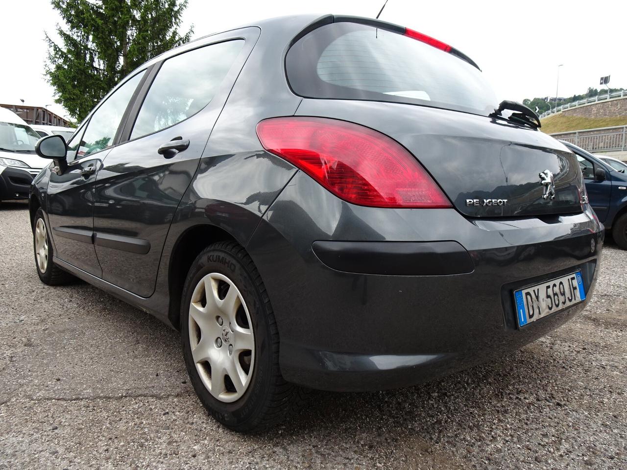 Peugeot 308 1.6 HDi 90CV 5p. Tecno