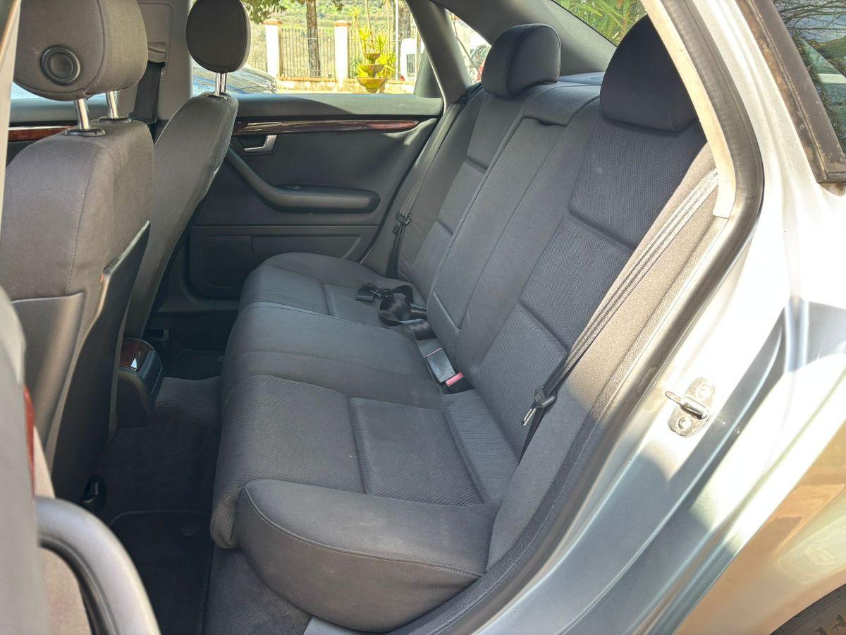 Audi A4 1.9 TDI 130 cv Berlina