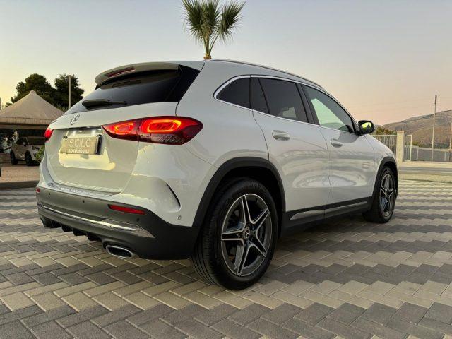 MERCEDES-BENZ GLA 200 d Automatic Premium