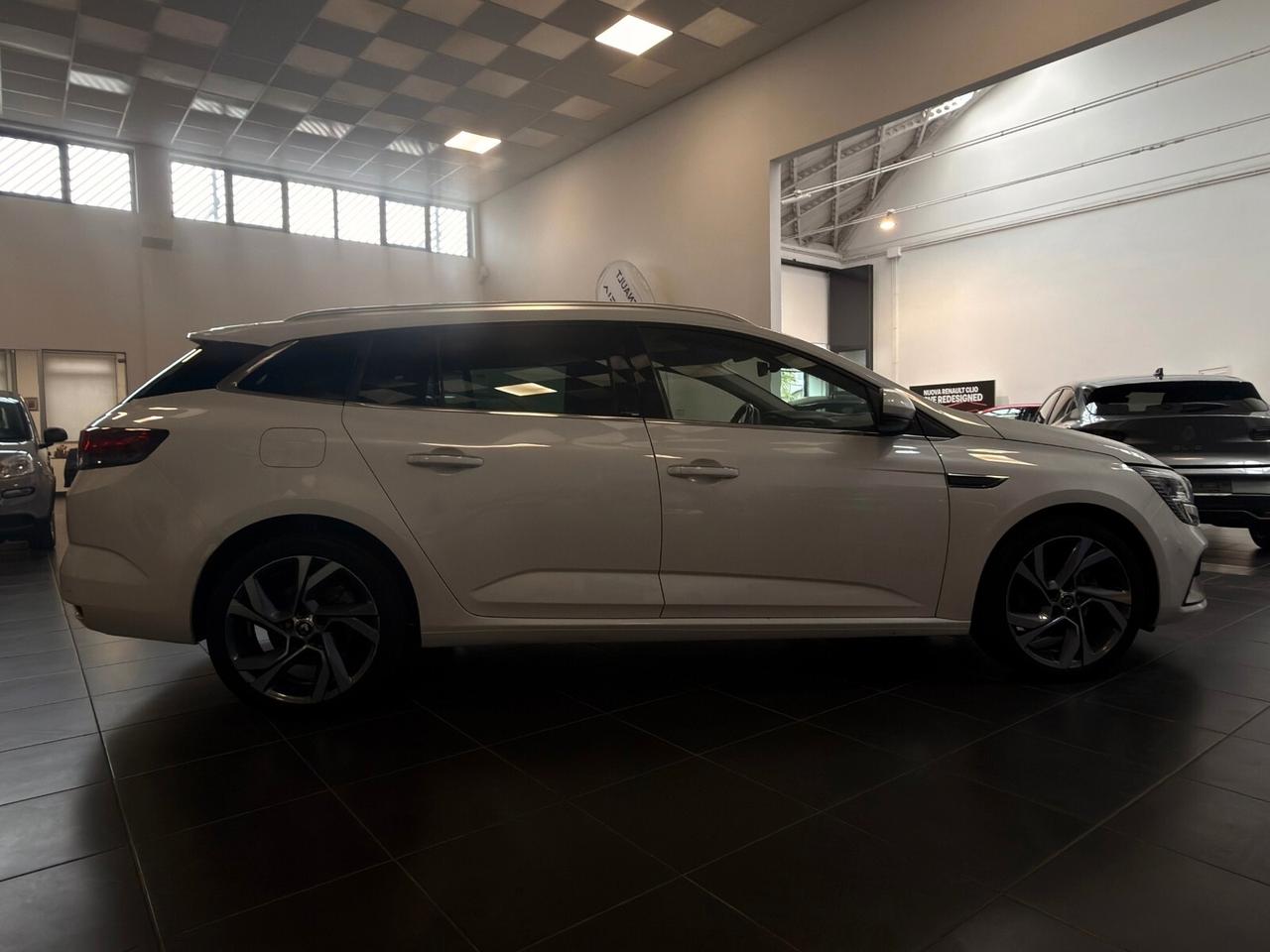 Renault Megane Mégane Sporter Plug-in Hybrid E-TECH 160 R.S. Line