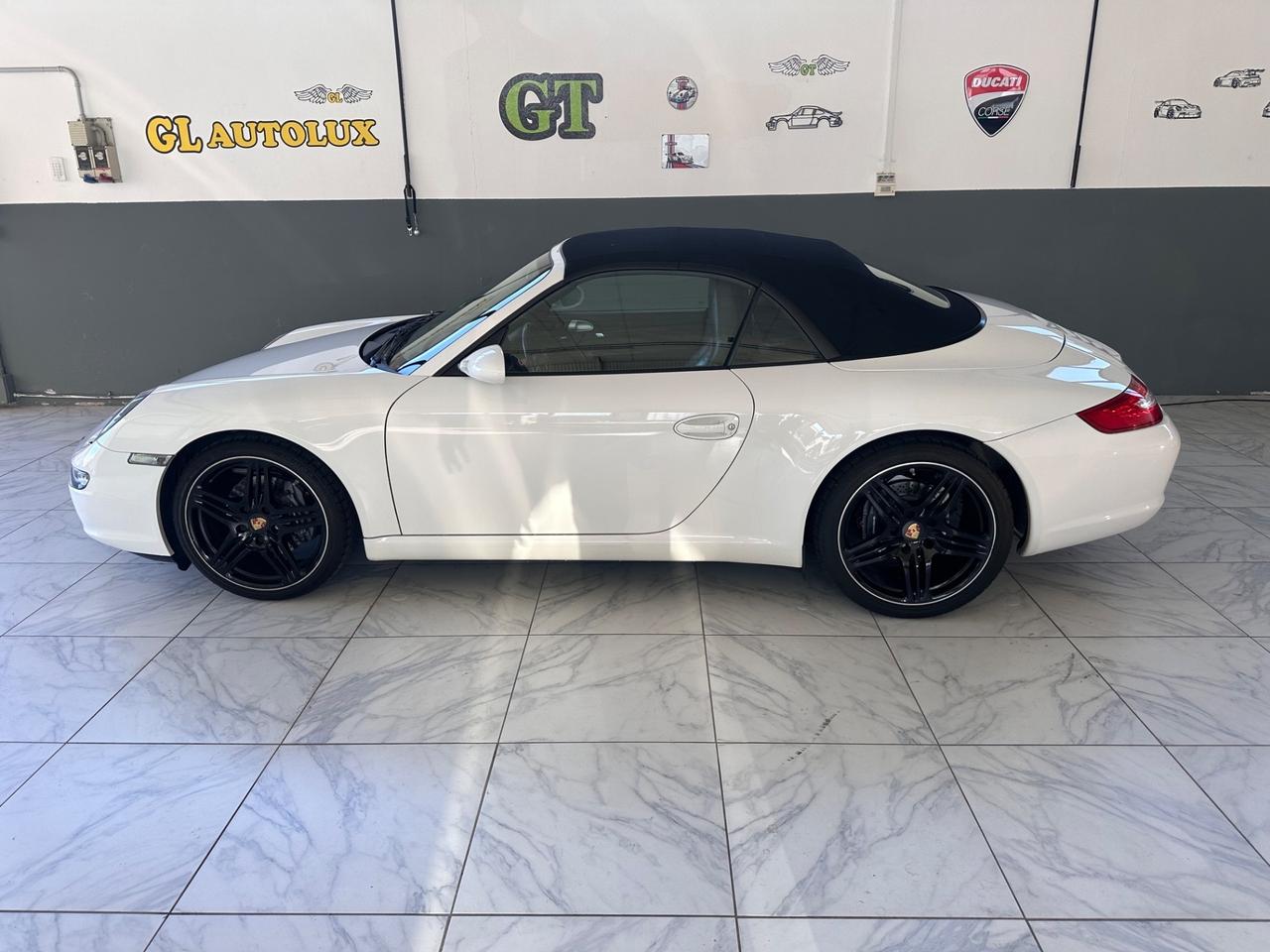 Porsche 911 Carrera 997 Cabriolet