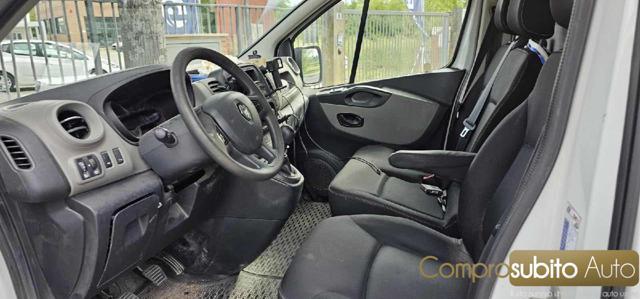 RENAULT Trafic T27 1.6 dCi 120CV + 22% IVA