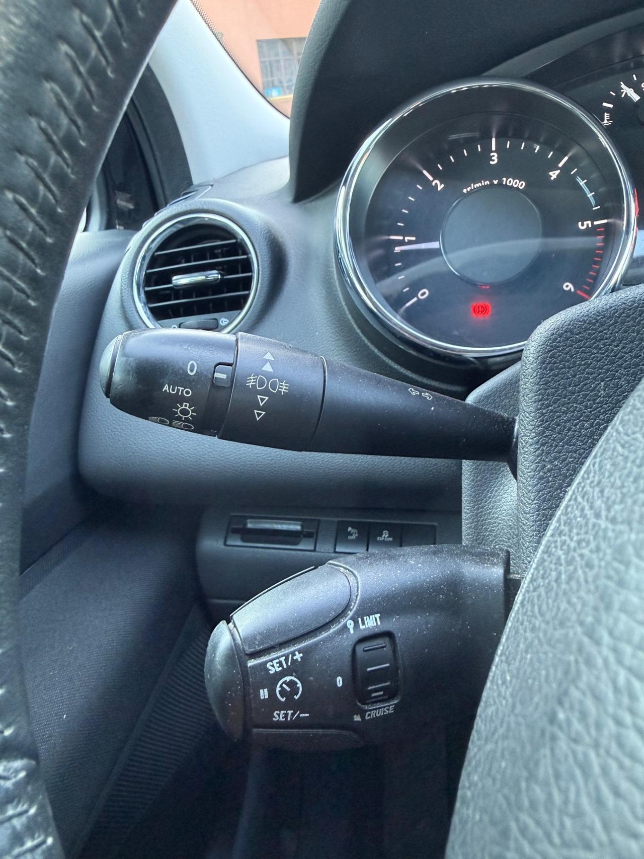 Peugeot 3008 1.6 HDi 110CV Outdoor