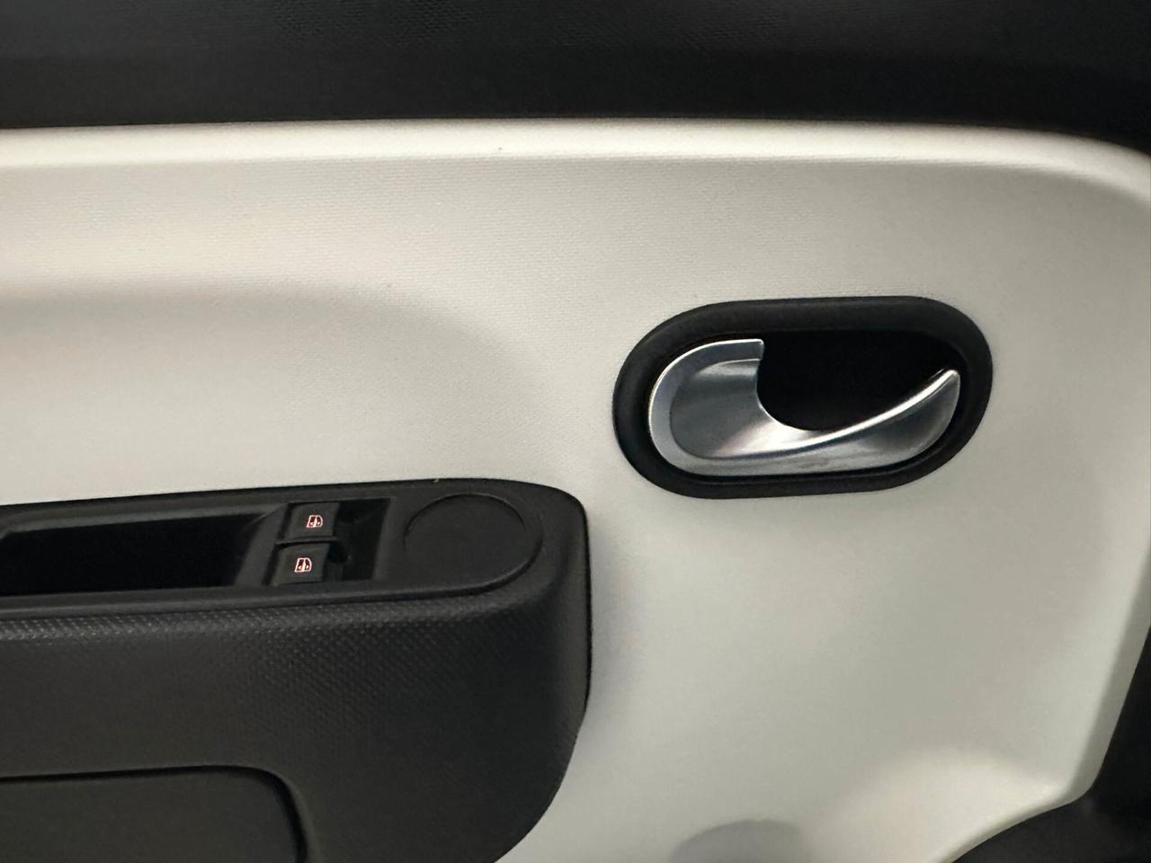 Renault Twingo SCe 65 CV Duel2