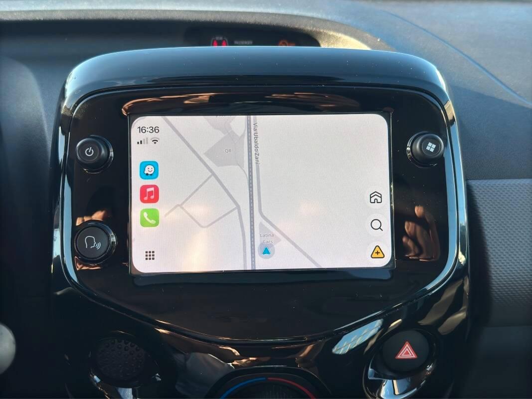 Peugeot 108 1.0 vti Allure s&s 5p NEOPATENTATI CON CARPLAY