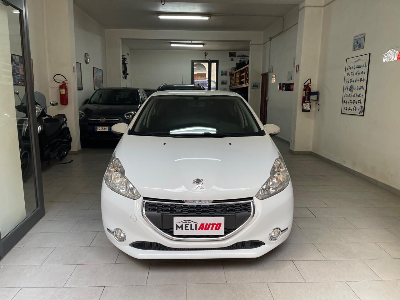 Peugeot 208 1.4 HDI 70 CV Allure