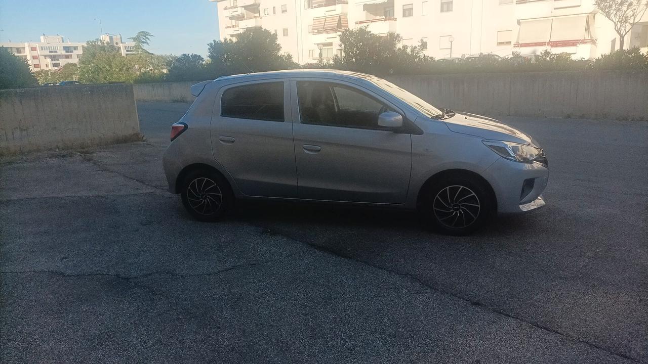 Mitsubishi Space Star 1.2 Intense SDA
