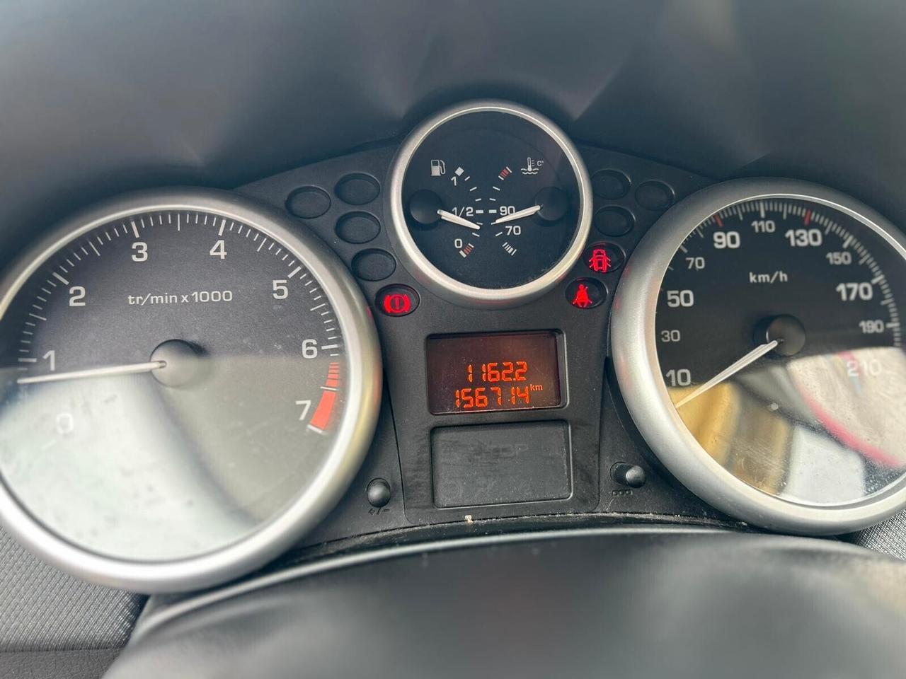 Peugeot 207 Anno 2013 1.4 BENZ/GPL 150.000 Km