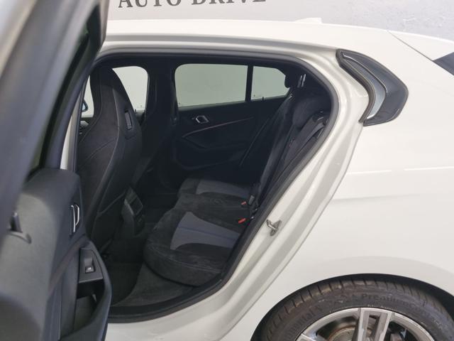 BMW 116 i 5p. Msport