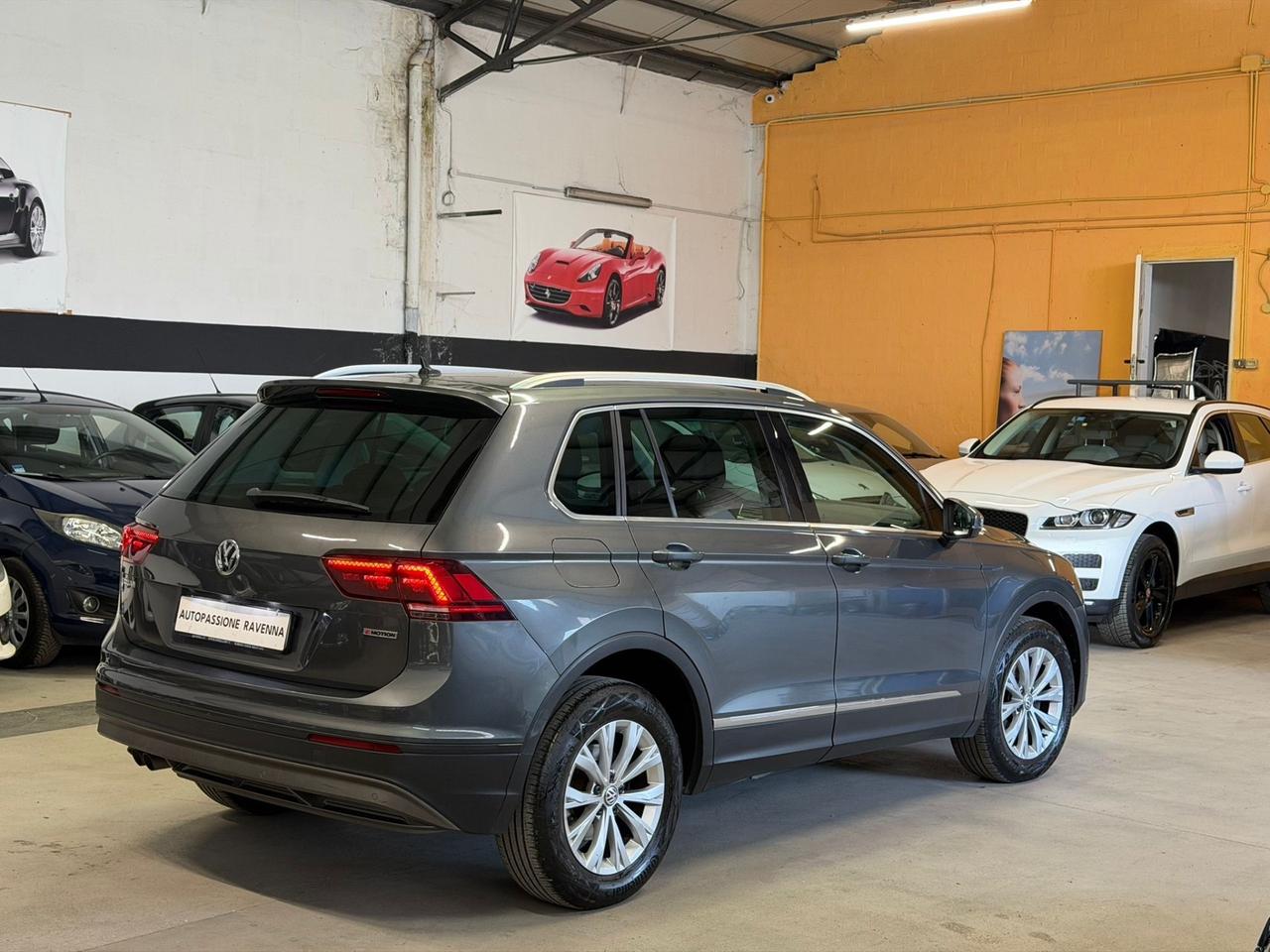 Volkswagen Tiguan 2.0 TDI DSG 4MOTION HIGHLINE Offroad
