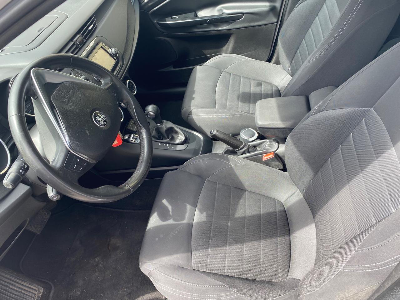Alfa Romeo Giulietta 1.6 JTDm TCT 120 CV Business