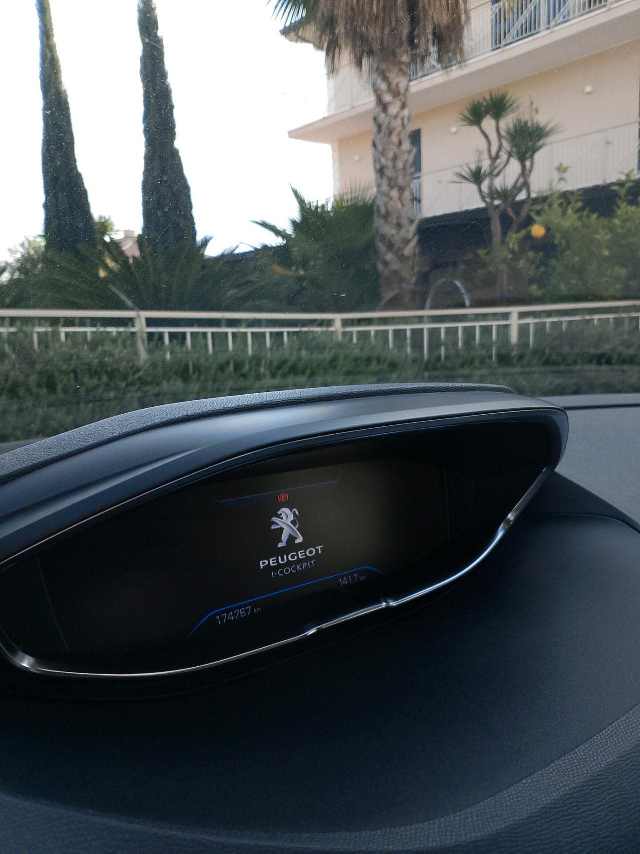 Peugeot 3008 BlueHDi 130 S&S Allure