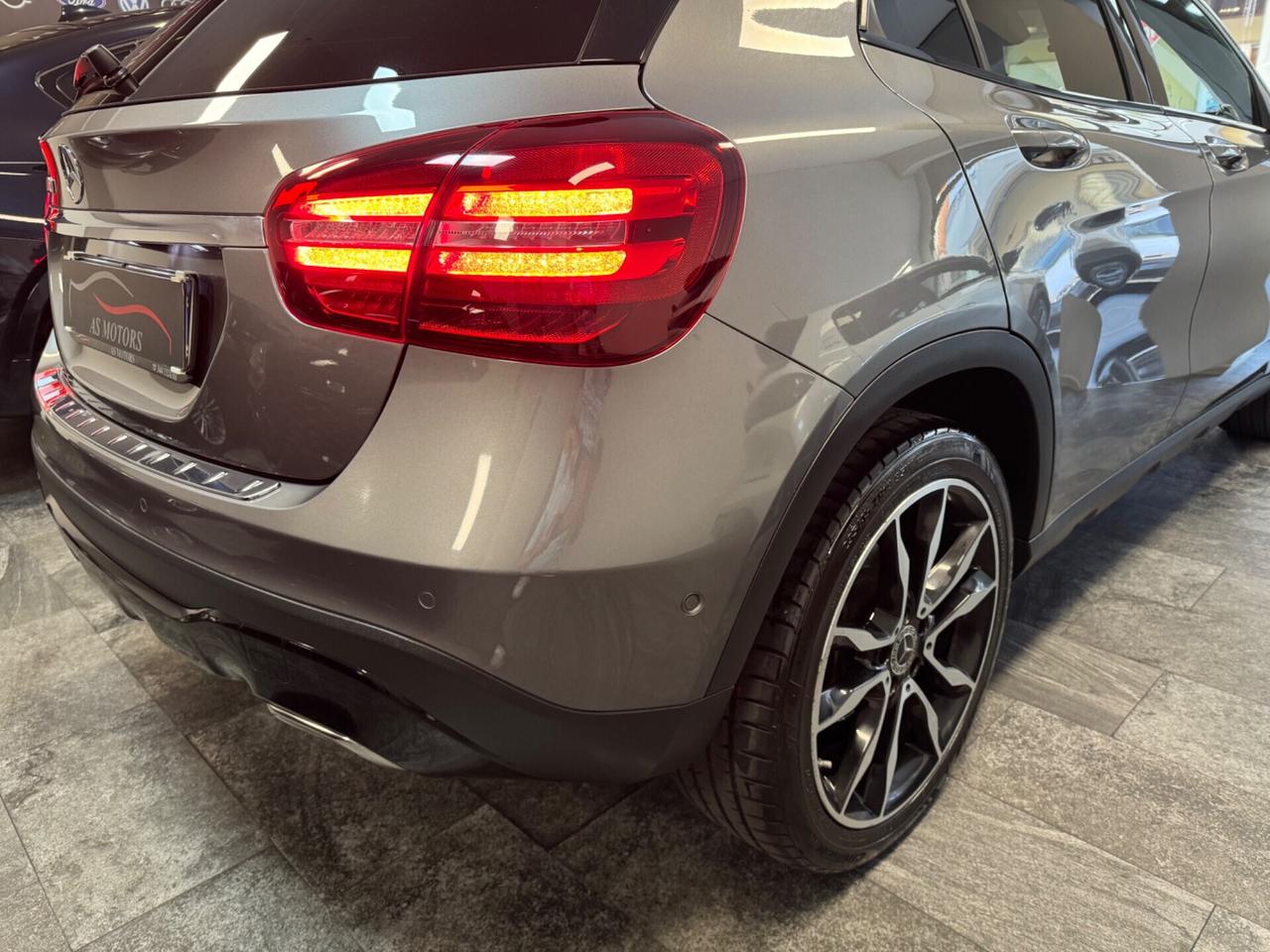 Mercedes-benz GLA 200 d Automatic Sport Tetto apribile