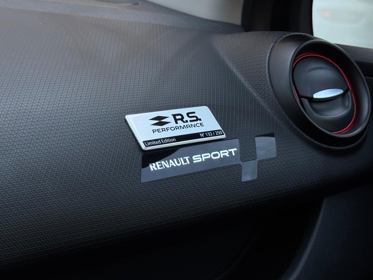 Renault Clio RS PERFORMACE EDIZIONE LIMITATA