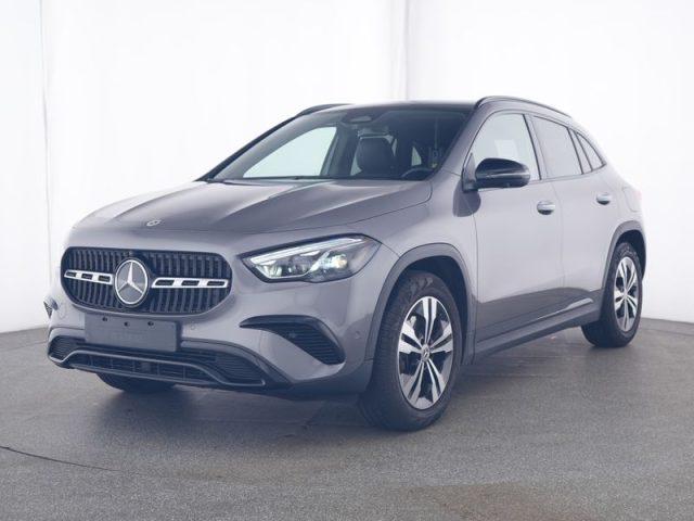 MERCEDES-BENZ GLA 180 Automatic Progressive Advanced Plus